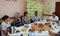 Глава района Юрий Матузов встретился с представителями двух волонтерских объединений района - «Талисман» и «Бутурлиновские паучки»